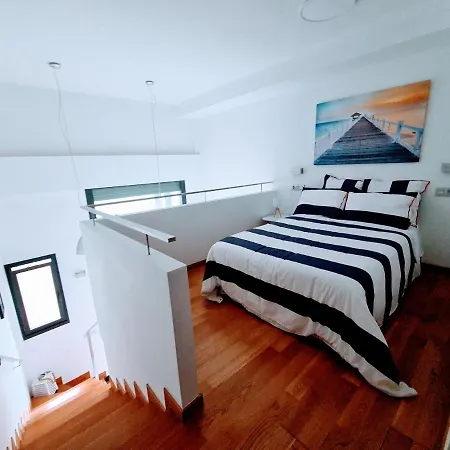 El Camarote del Fraga Apartamento en pleno centro de Vigo con parking Exterior foto